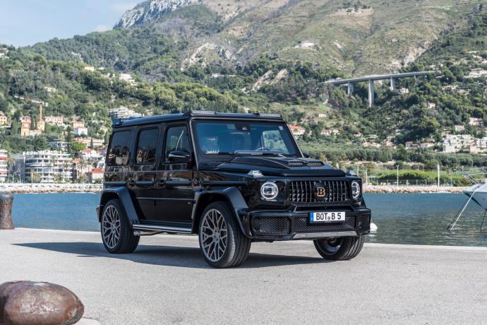 Rent A Mercedes G 800 Brabus